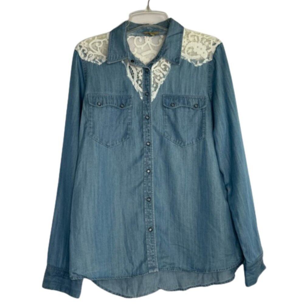 Guess chambray and lace button western down blouse size medium
